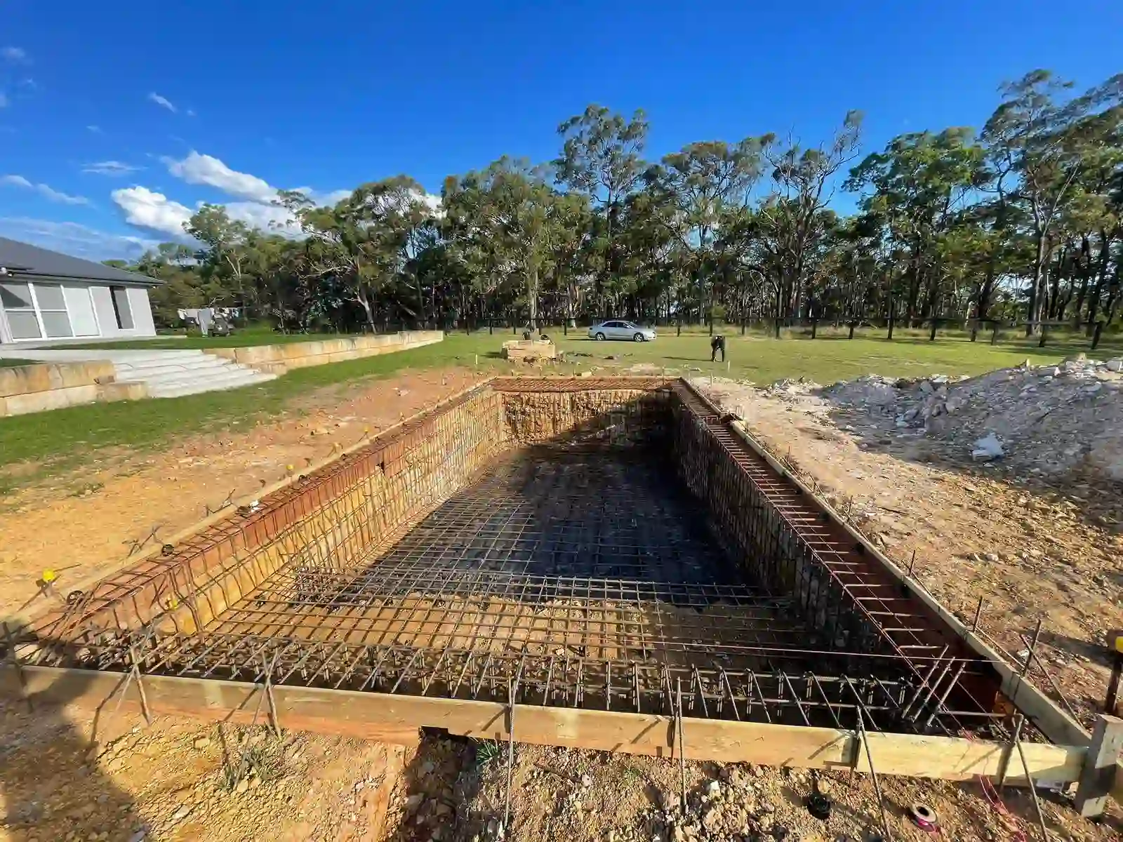 clay soil swimming pool footings
